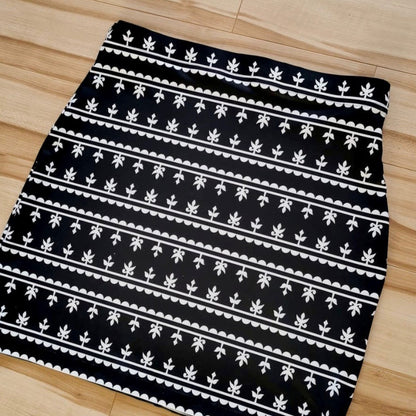 AKPALIAPIK KAMIIK PATTERN SKIRT