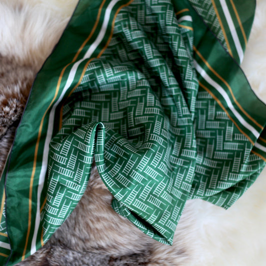 QAMUTIIT HERRINGBONE SCARF (GREEN)