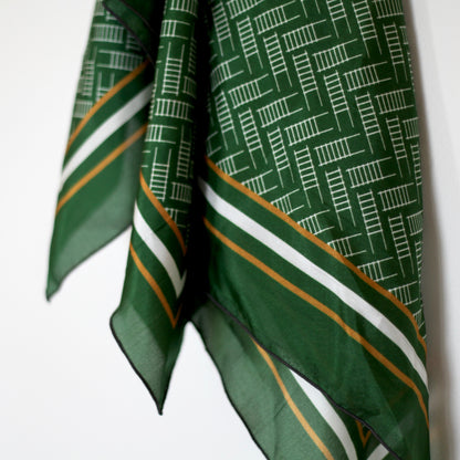 QAMUTIIT HERRINGBONE SCARF (GREEN)