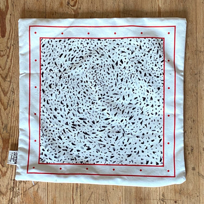 AQIGGIQ CUSHION COVER